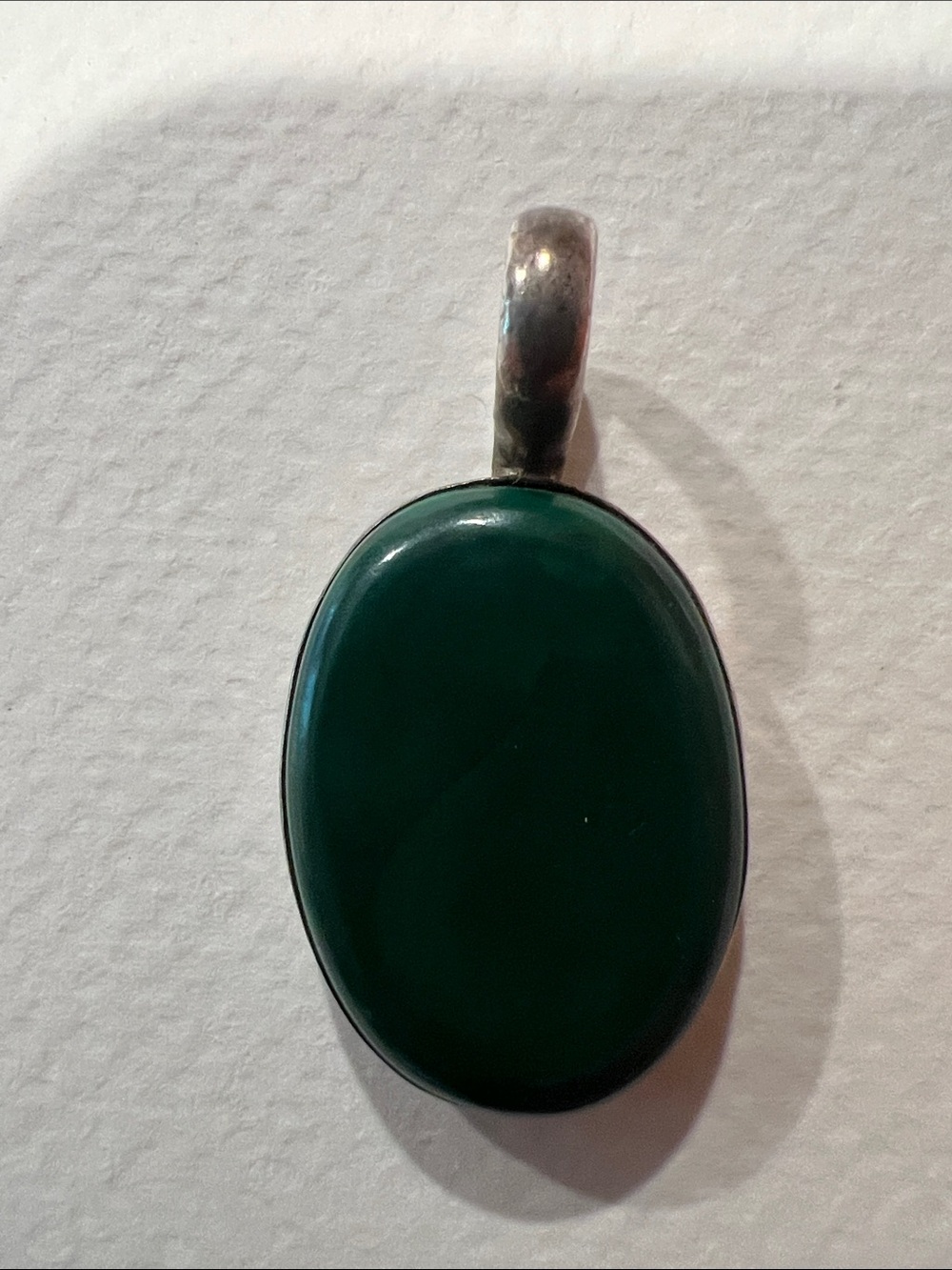 Sterling Silver Green Oval Stone Pendant - Women Jewelry - Picture 2 of 4
